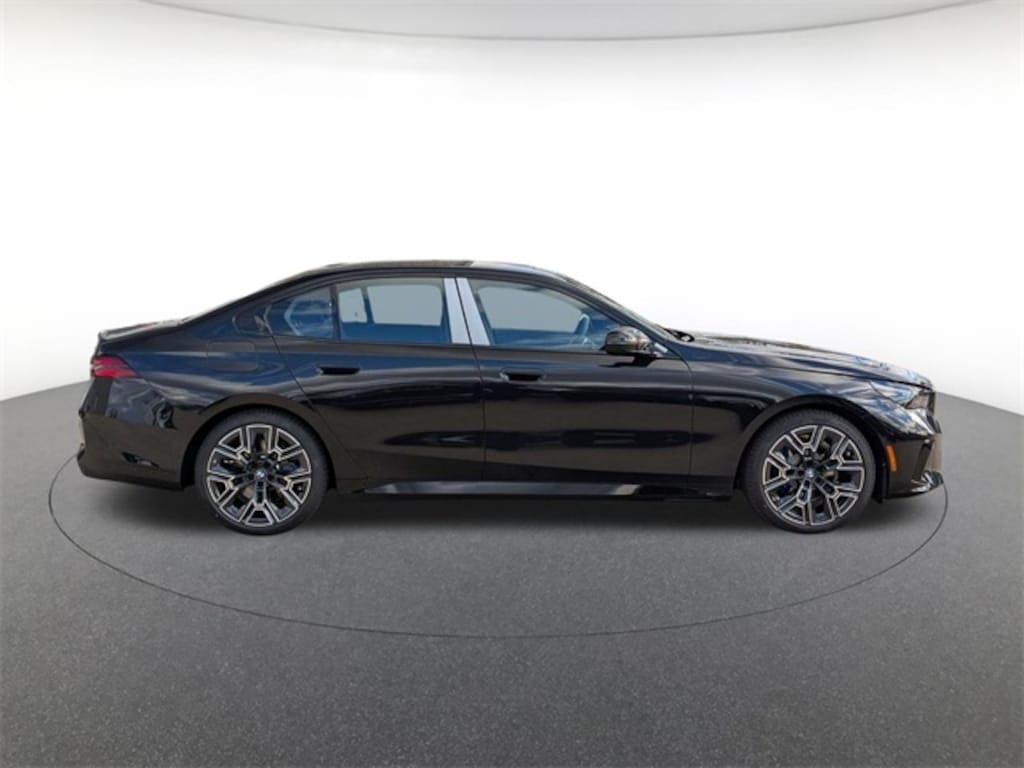 New 2026 BMW 530i xDrive Sedan