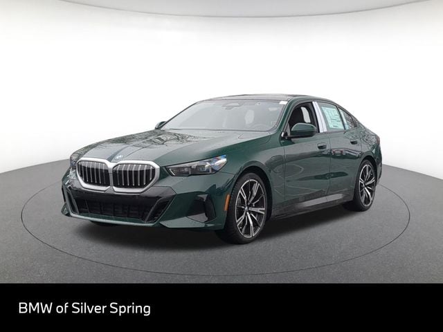 2026 BMW 5 Series 550e xDrive Sedan's photo