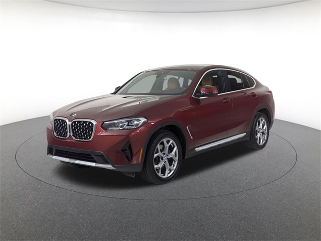 2025 BMW X4 30i's photo