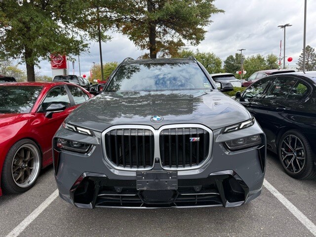 2023 Bmw X7 M60i photo 2