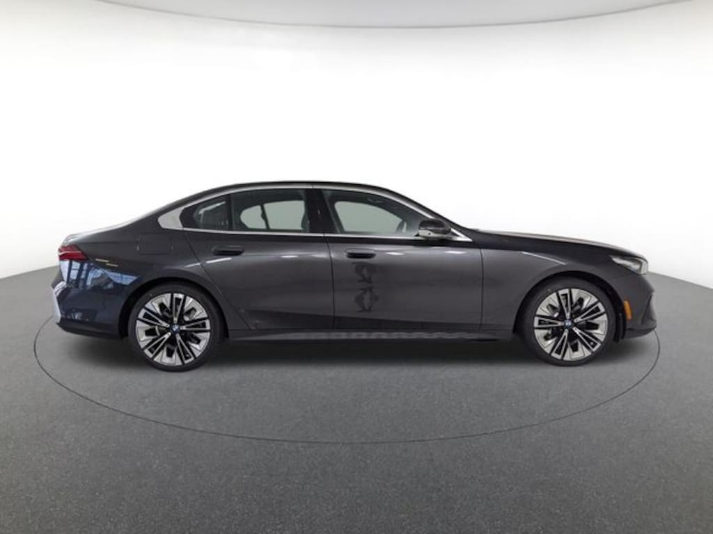 Used 2026 BMW 5 Series 530i xDrive Sedan