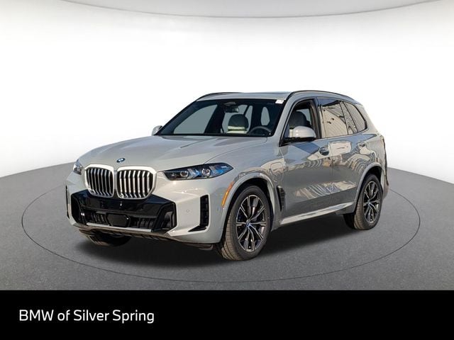 2026 BMW X5 xDrive50e's photo