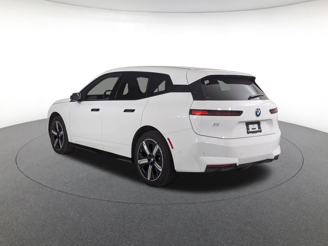 2026 BMW iX 60 - Photo 7