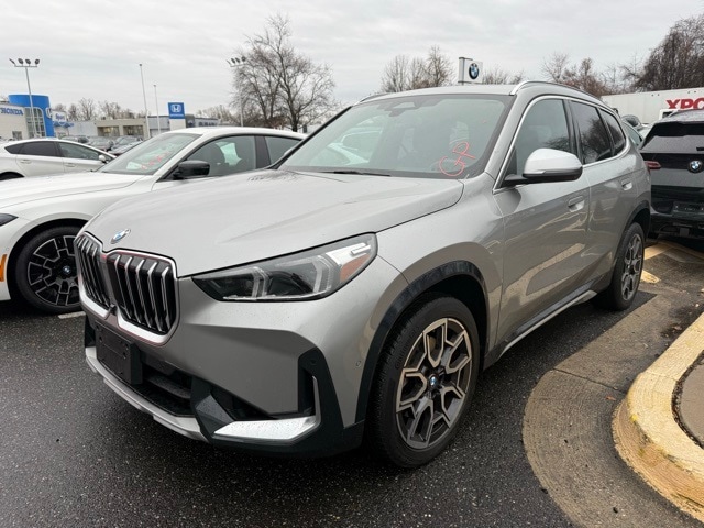 2024 BMW X1 28i's photo