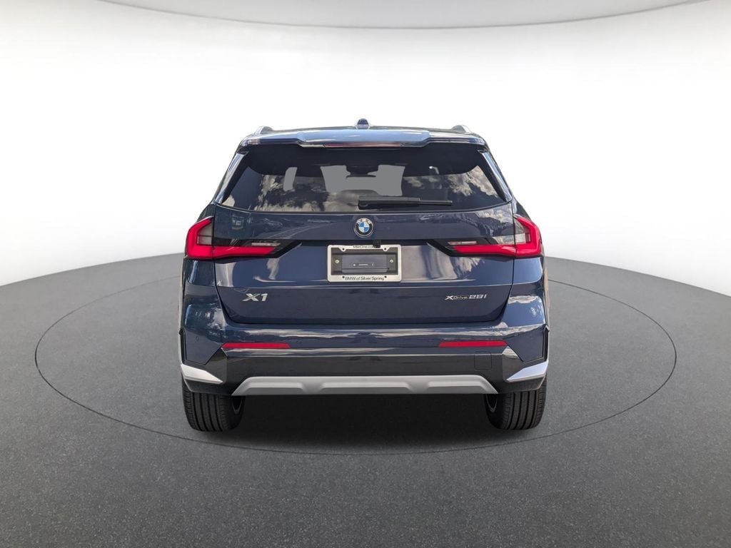2026 BMW X1 28i - Photo 6