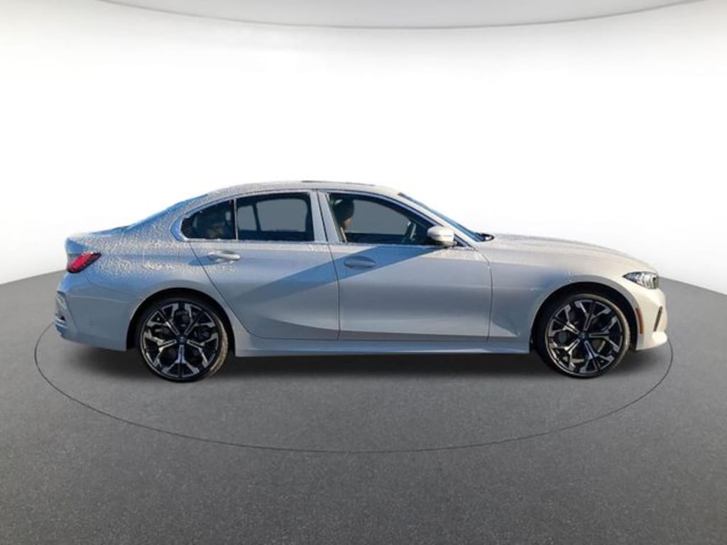 New 2026 BMW 330i xDrive Sedan