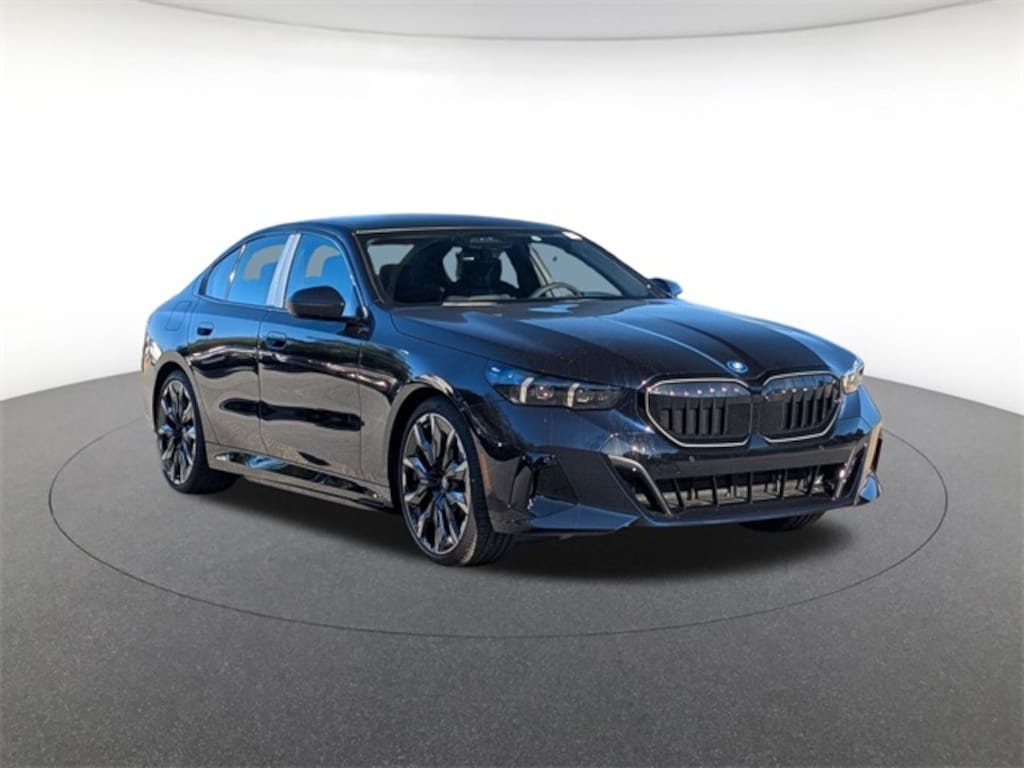 New 2026 BMW 550e xDrive Sedan
