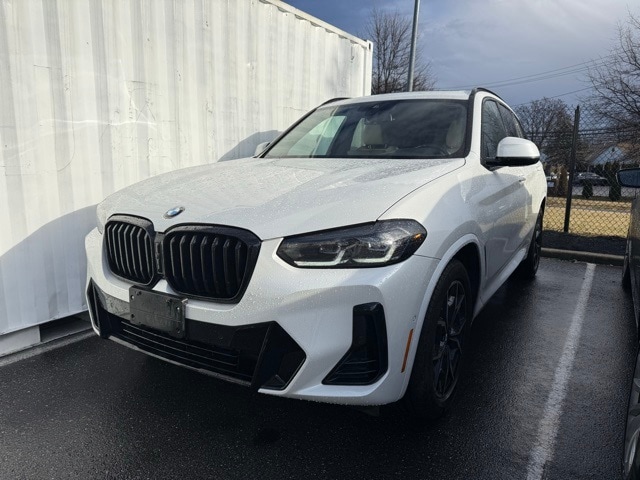 2023 BMW X3 30i's photo