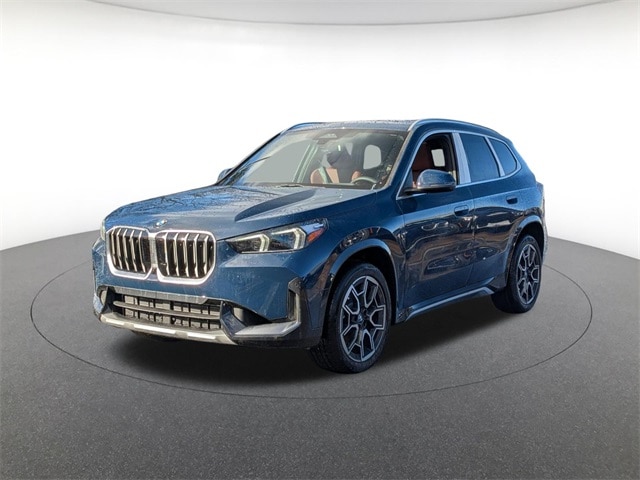2026 BMW X1 28i's photo