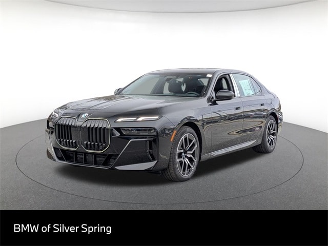 2026 BMW 7 Series 740's photo