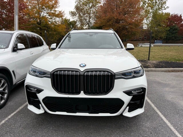 2022 Bmw X7 M50i photo 2