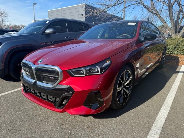 2025 BMW i5 M60's photo