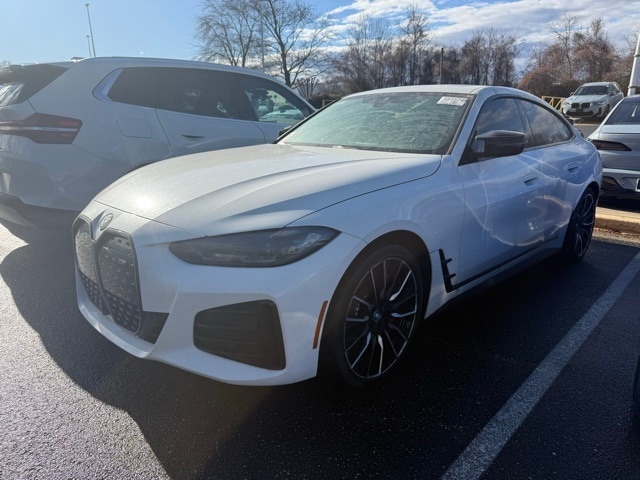 2023 BMW i4 M50's photo