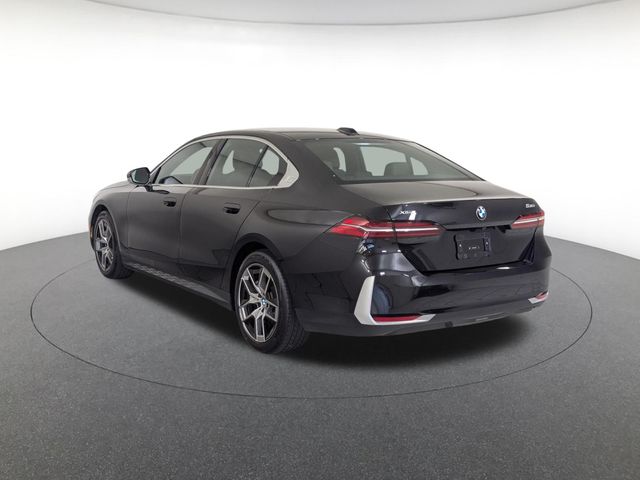 2026 BMW 5 Series 530i - Photo 7