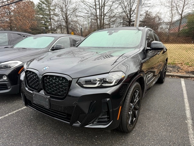 2025 BMW X4 30i's photo