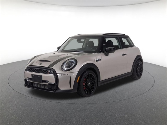 2022 MINI Hardtop 2 Door S's photo