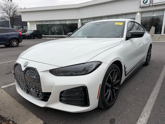 2023 BMW i4 M50's photo