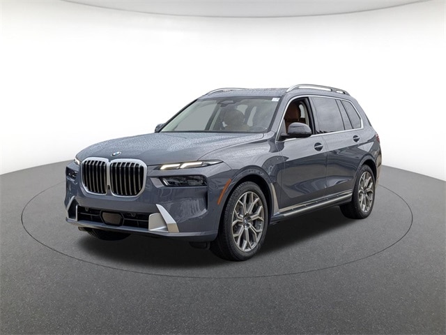 2026 BMW X7 40i's photo