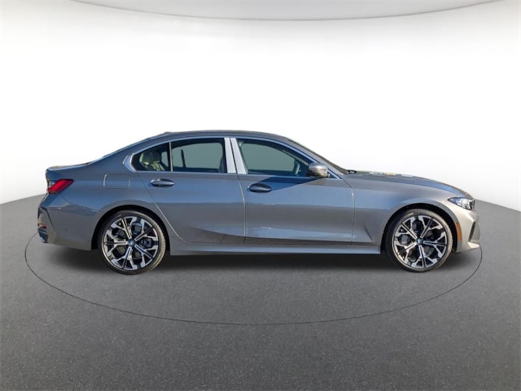 New 2026 BMW 330i xDrive Sedan