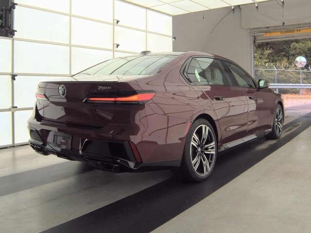 2023 Bmw 760i xDrive photo 2