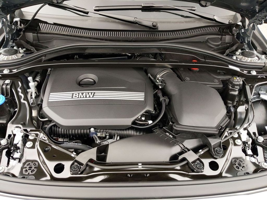 2025 BMW 2 Series 228 - Photo 18