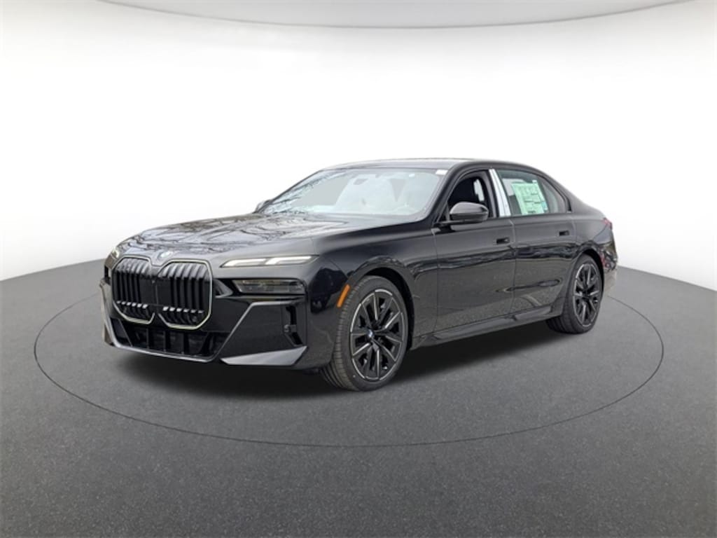 New 2026 BMW 740i xDrive Sedan