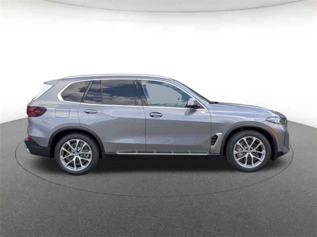 New 2026 BMW X5 PHEV xDrive50e SUV