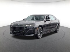 2025 BMW 750e xDrive Sedan