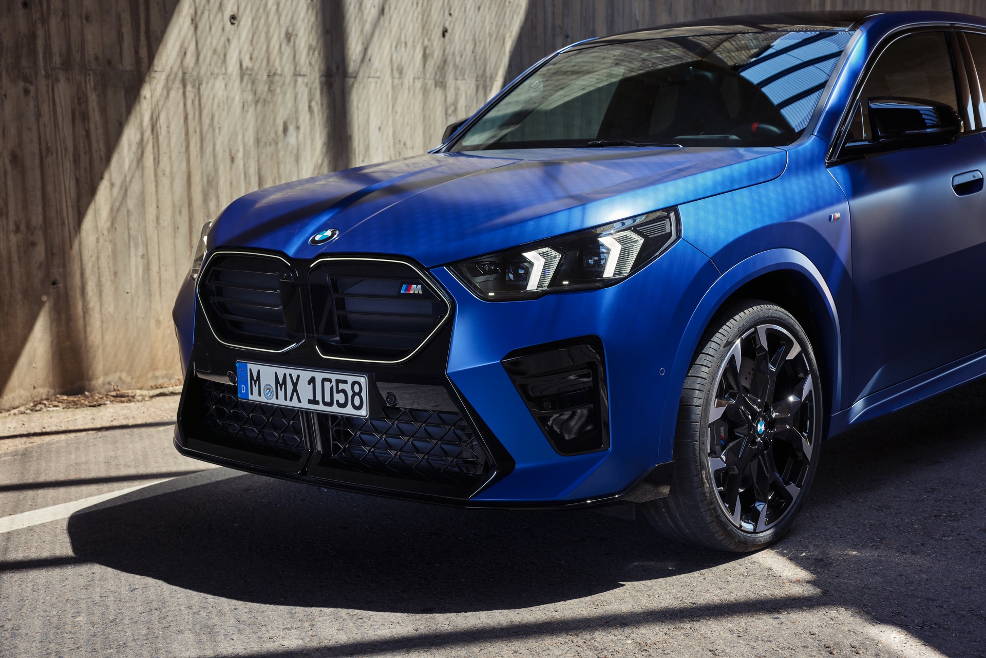 2024-BMW-X2-front.png