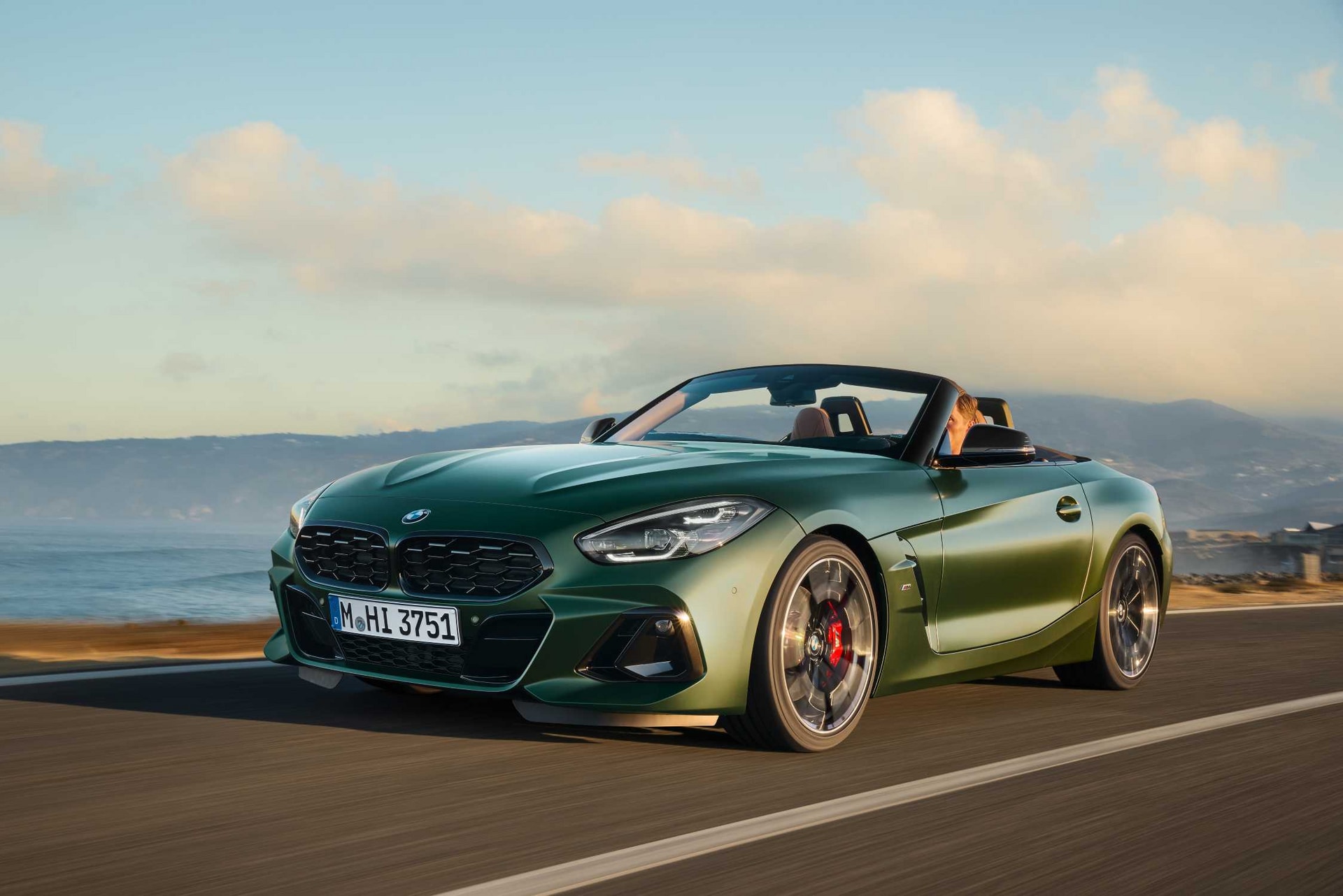 5 Thrilling Features of the 2025 BMW Z4 at BMW of Silver Spring