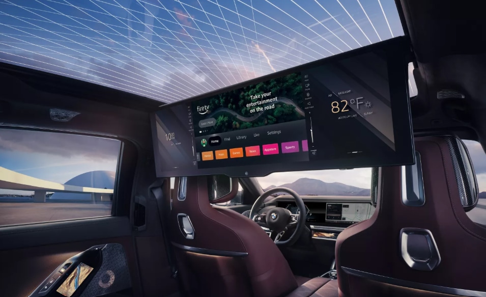 2026%20BMW%207%20Series%20Entertaintment%20center.png