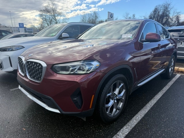 2025 BMW X4 30i's photo