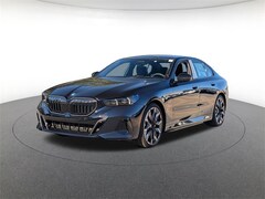 2026 BMW 550e xDrive Sedan