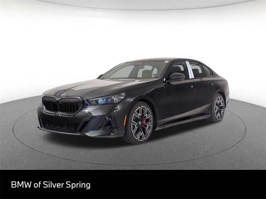 2026 BMW 5 Series 550's photo