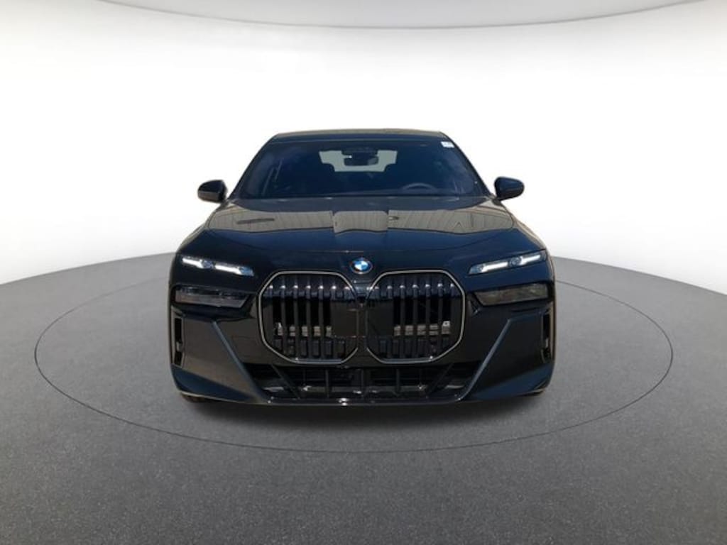 New 2026 BMW 760i xDrive Sedan