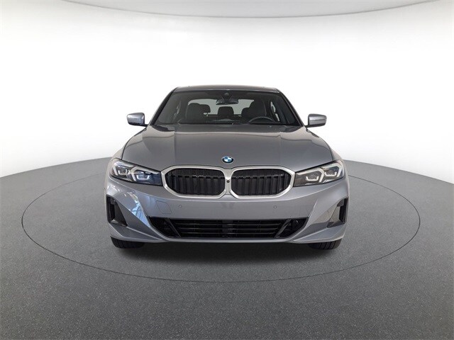 2024 Bmw 330i xDrive photo 2