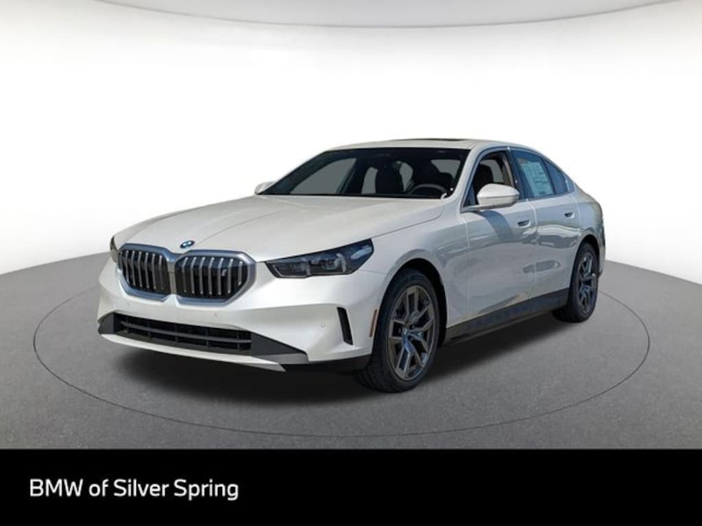 New 2026 BMW i5 xDrive40 Sedan