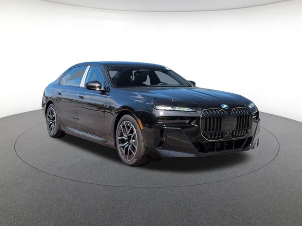 New 2026 BMW 750e xDrive Sedan