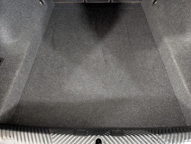 2026 BMW 5 Series 530i - Photo 20