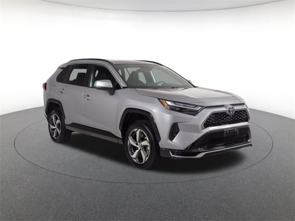 Used 2025 Toyota RAV4 Plug-In Hybrid SE SUV