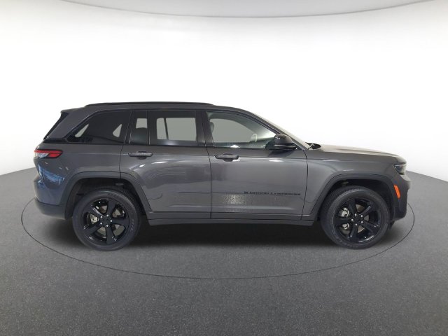 Used 2023 Jeep Grand Cherokee Altitude X SUV