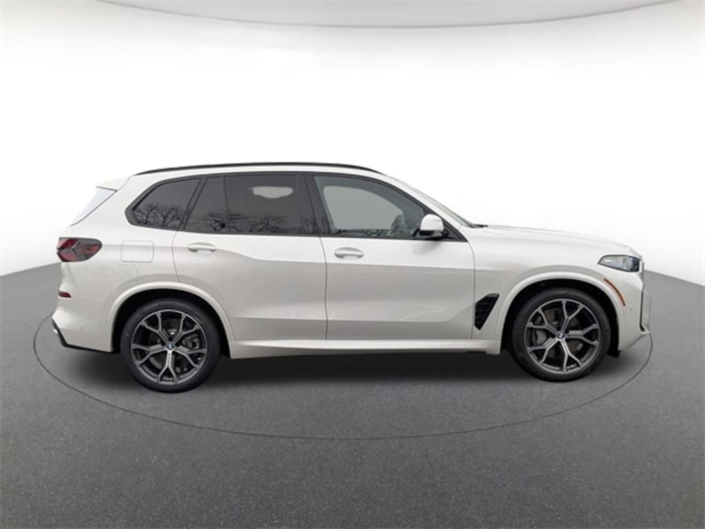 New 2026 BMW X5 PHEV xDrive50e SUV