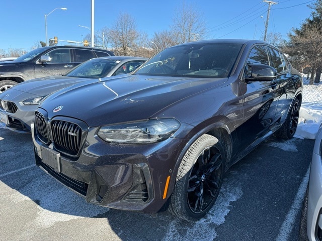 2023 BMW X4