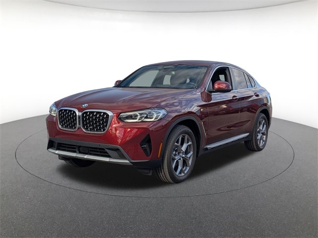 2025 BMW X4 30i's photo