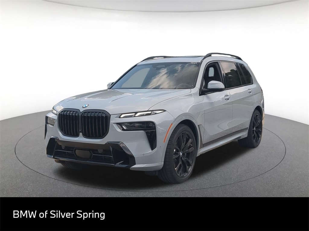 2026 BMW X7 Base's photo