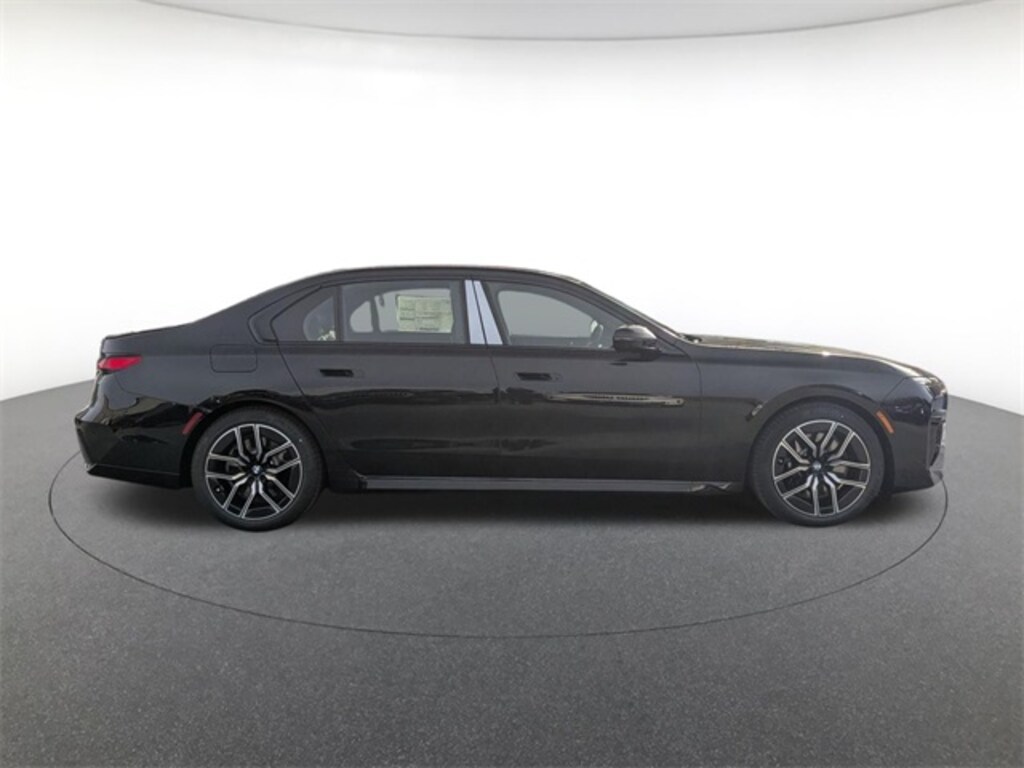New 2026 BMW 740i xDrive Sedan
