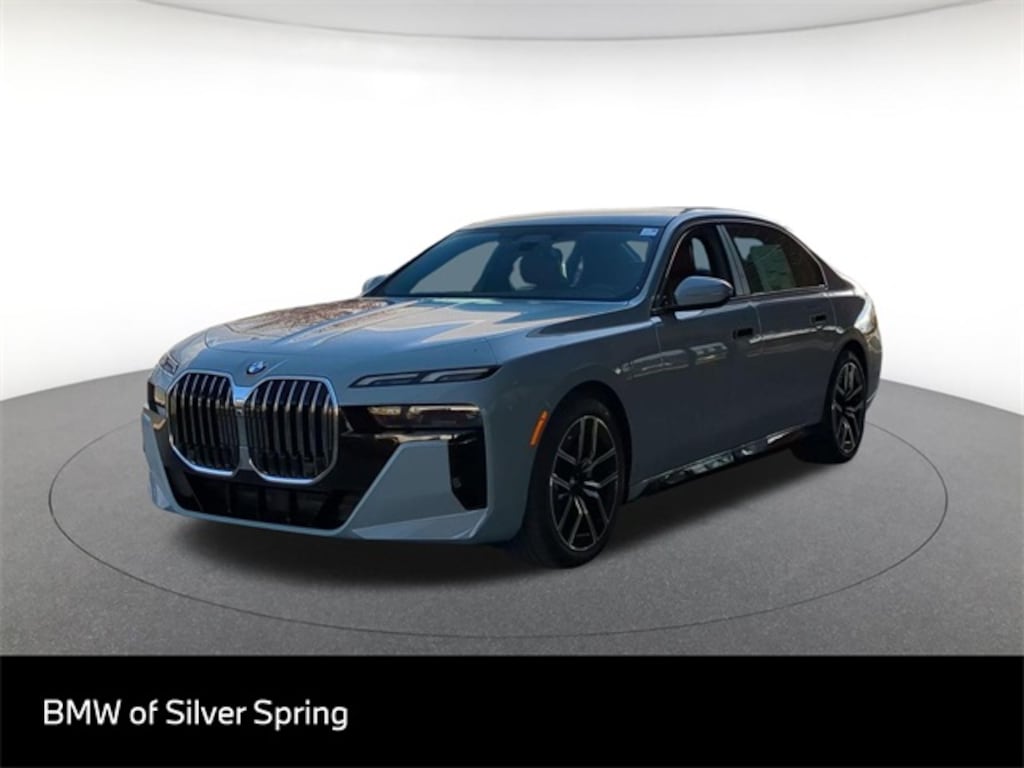 New 2026 BMW 740i xDrive Sedan