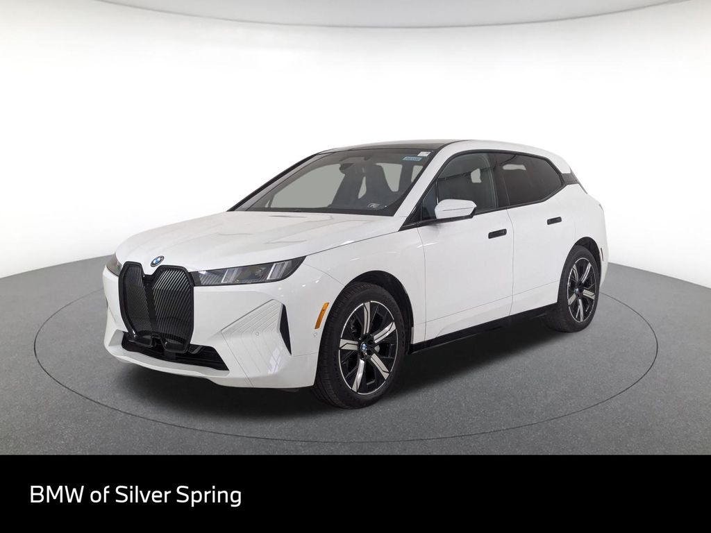 2026 BMW iX xDrive60's photo