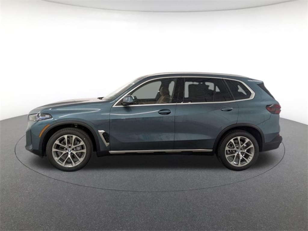 New 2026 BMW X5 xDrive40i SUV