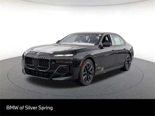 2026 BMW 7 Series 740's photo